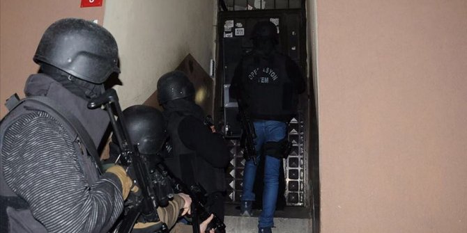 İstanbul'da DEAŞ'a yönelik operasyonda 17 gözaltı