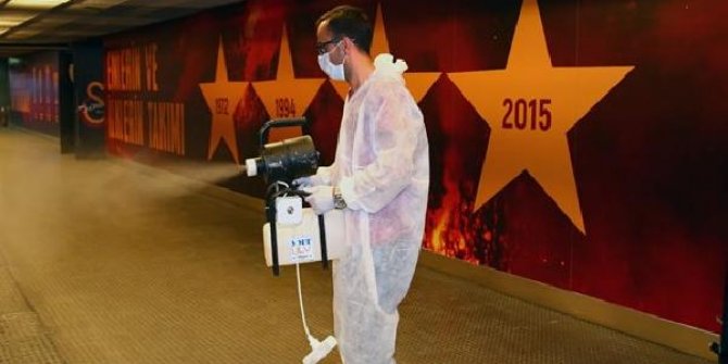 Dev maç öncesi Türk Telekom Stadı'nda dezenfeksiyon çalışması