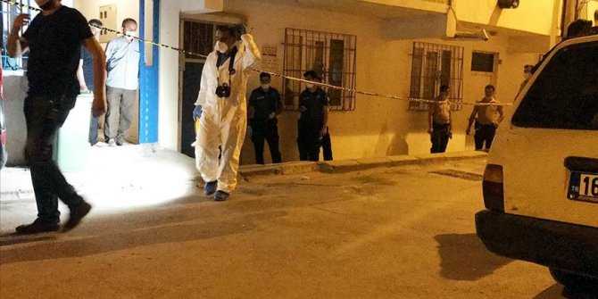 Bursa'da anne ve 2 çocuğu evlerinde ölü bulundu