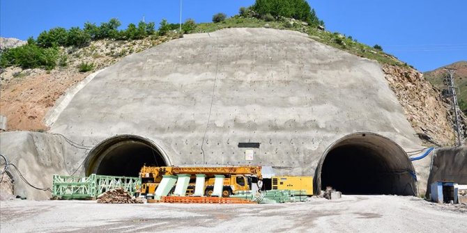Giresun Valisi Ünlü: Eğribel Tüneli'nde kazı çalışmaları tamamlandı