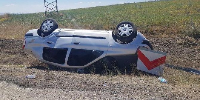 Virajı alamayan otomobil şarampole yuvarlandı: 1 ölü, 4 yaralı