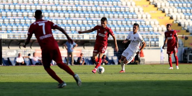 Kasımpaşa - Sivasspor maçından gol sesi çıkmadı