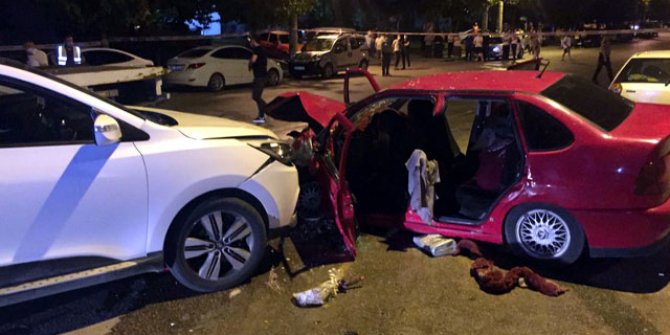 Hatalı sollama zincirleme kazaya neden oldu: 1 ölü, 5 yaralı