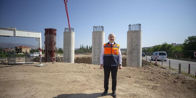 Bakan Karaismailoğlu: Ankara-Kahramankazan yolu en kısa sürede hizmete sunulacak