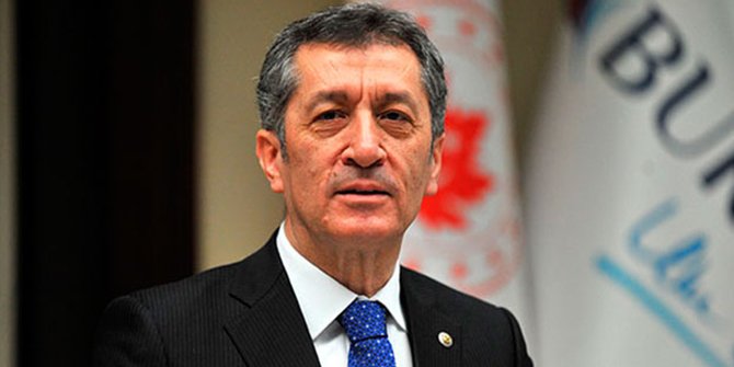Bakan Selçuk'tan Gelibolu anısına fidan daveti