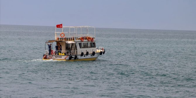 Van Gölü'nde kaybolan tekneyi arama çalışmalarında 1 kişinin daha cesedi bulundu