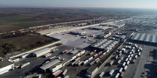Sınır kapılarına 'Randevulu Sanal Sıra Sistemi' geliyor