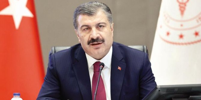 Bakan Fahrettin Koca'dan flaş açıklamalar