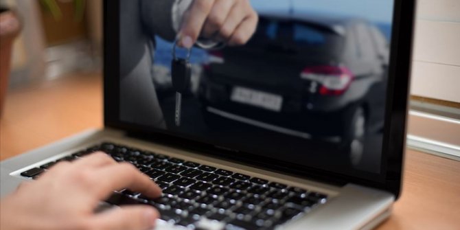 İkinci el online oto pazarında fiyat artışları sürüyor