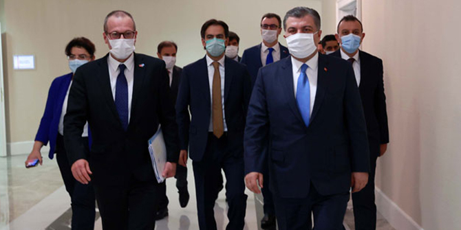 Bakan Koca, DSÖ Direktörü Kluge ile bir araya geldi