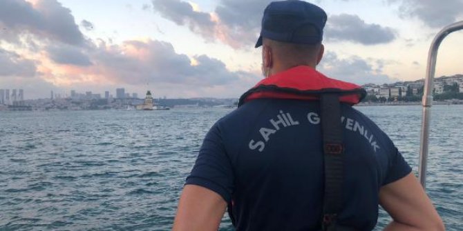İstanbul Boğazı'nda teknelerde koronavirüs denetimi