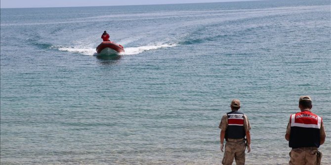 Van Gölü'nde teknenin batması sonucu kaybolan 3 kişinin daha cesedi bulundu