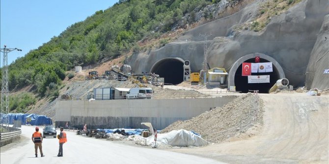 Sürücülerin korkulu rüyası Kırkdilim'e inşa edilen tünellerde ilk ışık görüldü