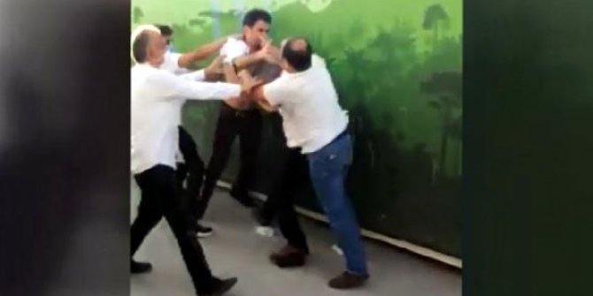 Ankara'da belediye otobüsünde kavga çıktı