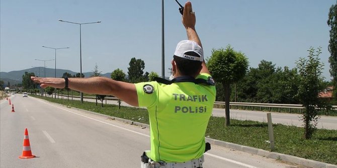 Kovid-19 tanısı konulan kişi tatile giderken yakalandı
