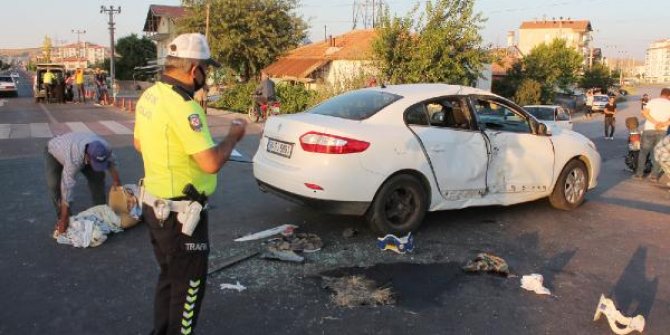 Otomobil ile motosiklet çarpıştı: 1 ölü, 1 yaralı