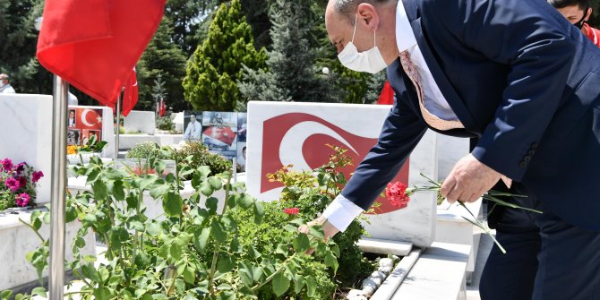 15 Temmuz’un yıldönümünde şehitler anıldı 