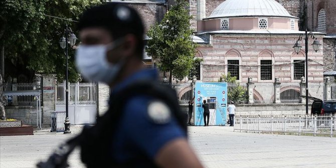 Ayasofya Camisi'nde hazırlıklar sürüyor