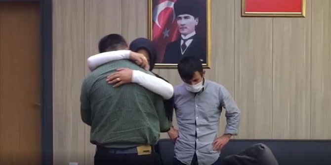 İkna edilen PKK'lı terörist Suriye sınırında teslim oldu