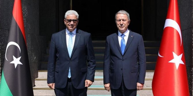 Bakan Akar, Libya İçişleri Bakanı Fethi Başağa ile görüştü