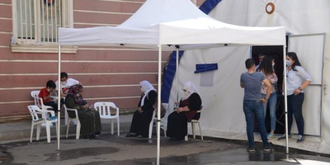 HDP önündeki eylemde 322'nci gün