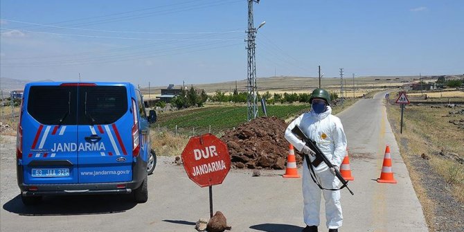 Şanlıurfa'da 102 ev karantinaya alındı