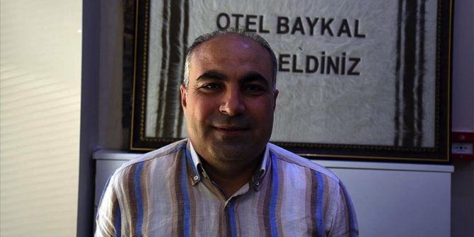Ayasofya Camisi'nin açılışına gelmek isteyenlere otelini ücretsiz açacak