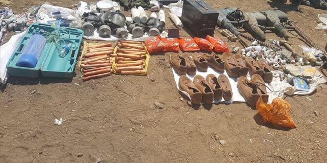 Pençe-Kaplan Operasyonu kapsamında mühimmat ve yaşam malzemesi ele geçirildi