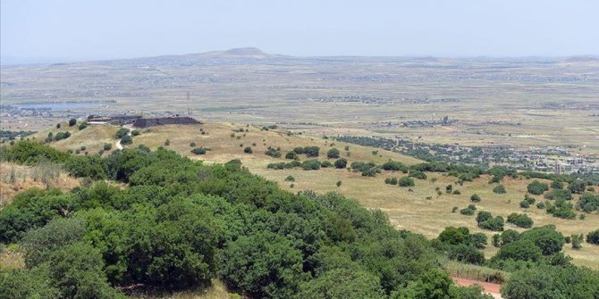 İsrail Golan Tepeleri üzerindeki hava sahasını kapattı