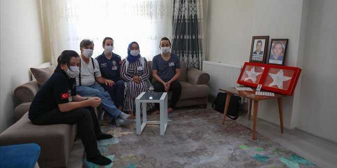 Şehit Semih Güzelay'ın ailesi evlatlarıyla gurur duyuyor