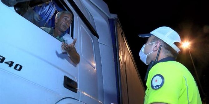 Beykoz'da tır ve kamyonlar üzerinde kurbanlık denetimi