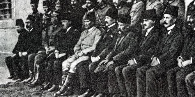 Milli Mücadele'nin kilit taşı 'Erzurum Kongresi' Cumhuriyetin ilk adımı oldu