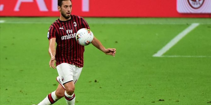 Hakan Çalhanoğlu'nun golü Milan'a yetmedi