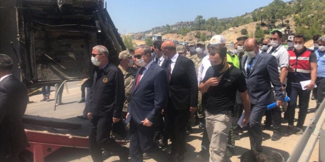 Milli Savunma Bakanı Akar'dan son dakika açıklamalar