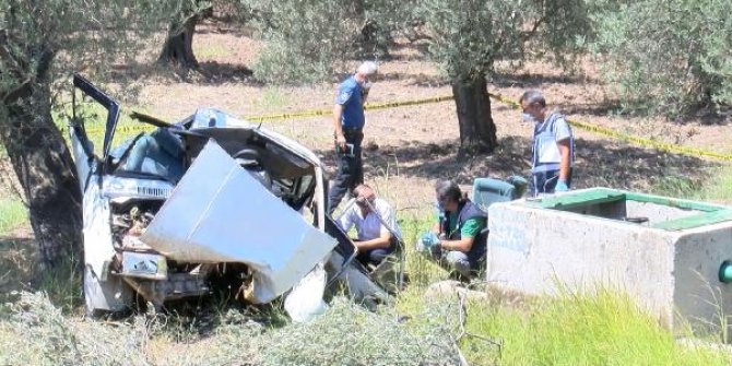Otomobil zeytin bahçesine uçtu: İmam ve kayınpederi öldü