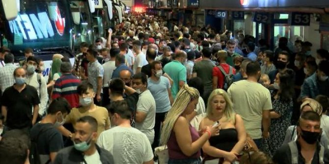 İstanbul Otogarı'nda bayram yoğunluğu