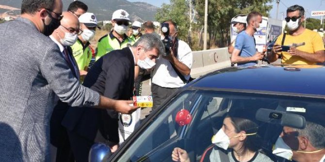 Bakan Yardımcısı İnce, İzmir'de trafik denetimine katıldı