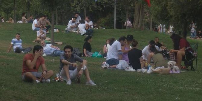 Maçka Parkı'nda bayram hareketliliği