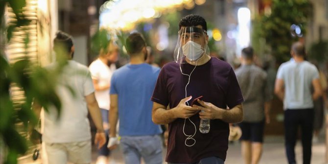 Türkiye'de Kovid-19'dan 215 bin 516 kişi iyileşti