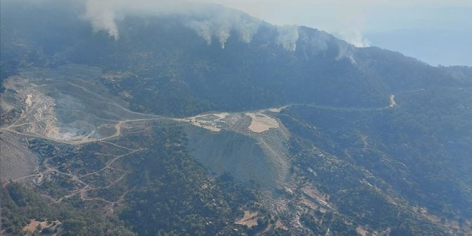 Aydın'da başlayıp Muğla'ya kadar ulaşan orman yangınını söndürme çalışmaları sürüyor