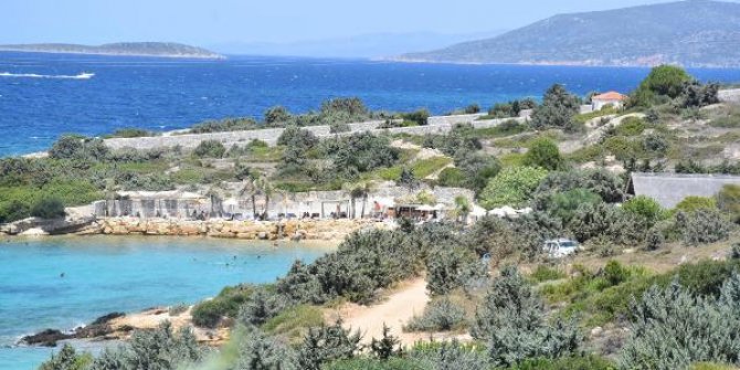 Sosyal mesafeye uyulmayan beach cluba para cezası