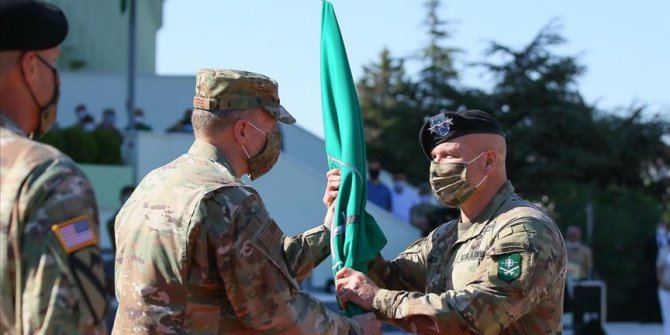 NATO Müttefik Kara Komutanlığında devir teslim töreni