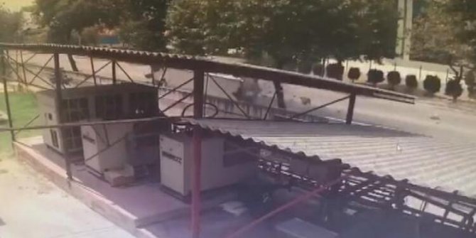 Avcılar'da kamyonun parçalandığı feci kaza!