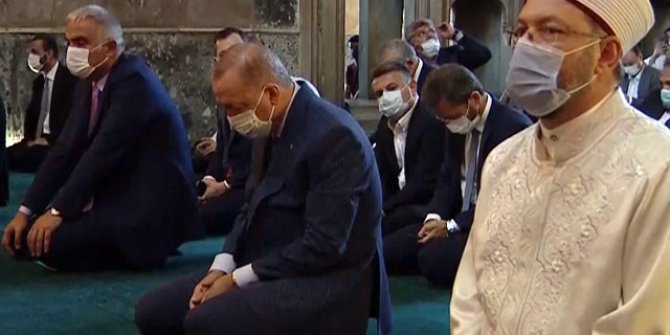 Cumhurbaşkanı Erdoğan cuma namazını Ayasofya Camii'nde kıldı