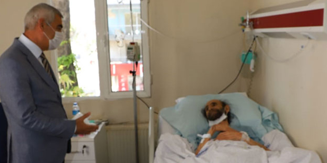 Sanatçı Uğurtan Sayıner'e bakanlıktan ziyaret