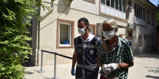Erkek çocuğunu taciz eden şüpheli adliyede