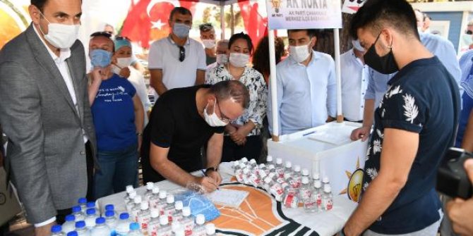 AK Parti'li Turan, Çanakkale'de 'üyelik' kampanyası başlattı