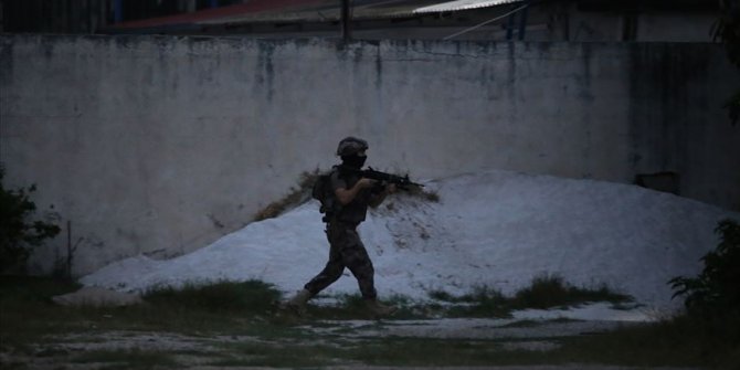 Dini istismar eden terör örgütlerine nefes aldırılmıyor