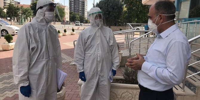 'Öğretmen-polis omuz omuza' salgınla mücadelede hasta takibinde