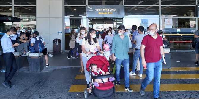 Bakan Karaismailoğlu: Kurban Bayramı'nda hava yoluyla 1 milyon 202 bin 174 yolcu taşındı